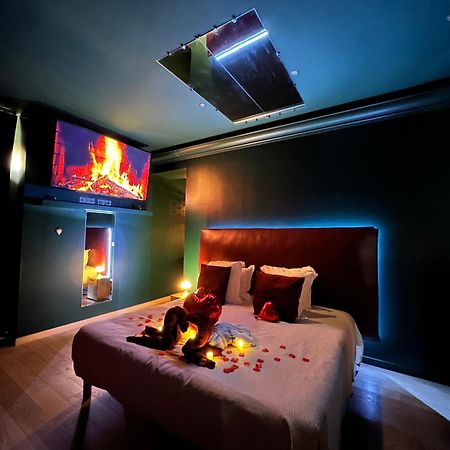 Mieuxqualhotel Jacuzzi Privatif Velvet Desire Bordeaux Exteriér fotografie